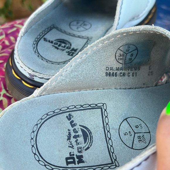 🏴󠁧󠁢󠁥󠁮󠁧󠁿 Dr. Martens Daisy MIE Blue Opal Chunky Platform Slides UK 5 - Picture 16 of 17